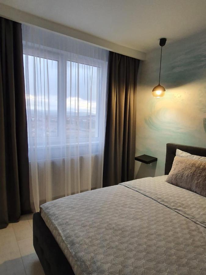 Discret Home Luxury Floresti  Luaran gambar